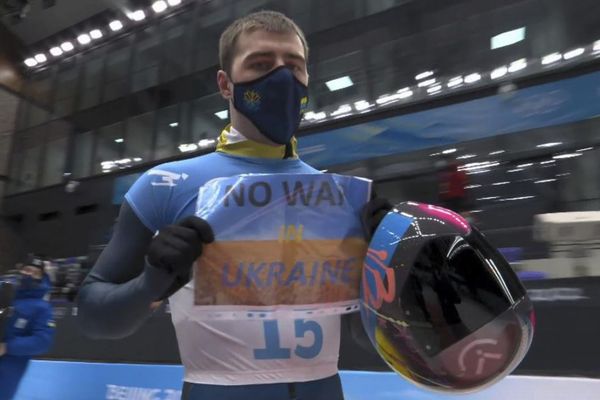 【北京五輪】ウクライナの選手が試合後、戦争反対を訴える