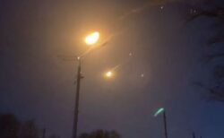 ウクライナ軍がロシアの攻撃機を撃墜か、その瞬間の動画がSNSに投稿