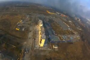 【ウクライナ】包囲されたマリウポリから2000台の乗用車が脱出成功