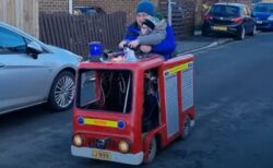 イギリス人の父親が子供のために作ったミニ消防車が、機能満載
