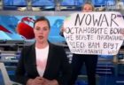 ロシア国営放送で反戦を訴えた女性、14時間以上も尋問を受け、その後釈放
