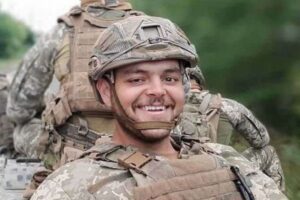 「もはや降伏するしかない…」マリウポリで戦っていた英出身の兵士が家族に連絡