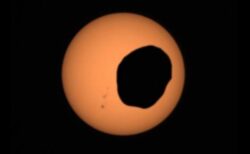 NASAの「パーサヴィアランス」が、火星での日食の撮影に成功