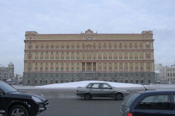 プーチン大統領がロシア連邦保安庁の職員、150人を解任か