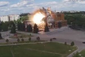 ロシア軍がアゾフスタリ製鉄所を制圧、セベロドネツクで激しい戦闘