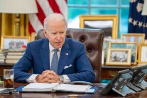 ロシアが963人のアメリカ人を「生涯入国禁止」に、リストには死亡した人も