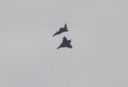 フランスで2機の戦闘機が空中で接触、その後無事に着陸