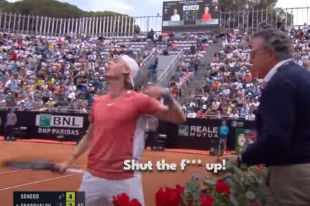 「黙れ！」カナダのテニス選手が観客に暴言