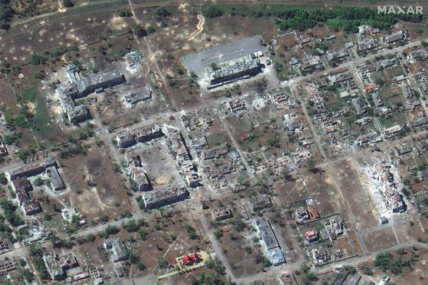 ロシア国防省、セベロドネツクの住宅街を占拠、一方将官の死亡も確認
