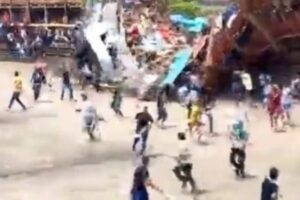 南米コロンビアの闘牛場でスタンドが崩壊、少なくとも6人が死亡【動画】