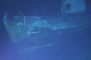 世界で最も深い場所に沈んだ米軍艦、フィリピン沖で発見【動画】