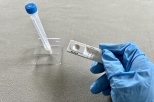 ドイツの高校生、コロナ検査センターをでっち上げ、補助金7億9千万円を騙し取る