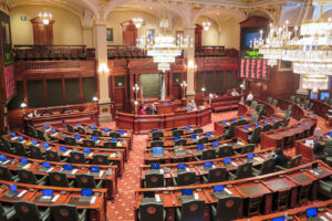 政治家は一般大衆より長生きすると判明:オックスフォード大調査