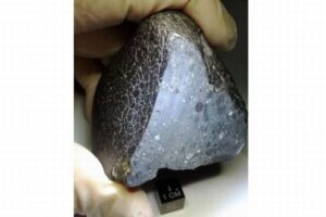 「ブラック・ビューティー」と呼ばれる隕石、起源となる火星の場所を特定