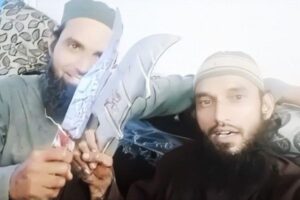 インドでヒンドゥー教徒の仕立屋が、イスラム教徒により首を切り落とされる