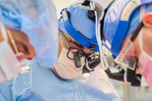 米研究チーム、脳死状態の人間にブタの心臓を移植することに成功