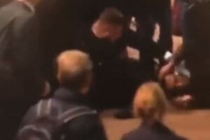 「エリザベス女王の死を確かめたかった」棺に突進した男の動機が判明