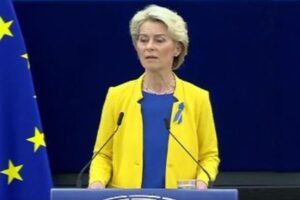 EU委員長がウクライナへ武器を供給するよう呼びかけ、ドイツも支援を発表