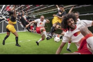 高度6千メートルで無重力のサッカー試合、ギネス世界記録に