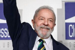 ブラジル大統領選で、左派のルラ氏が勝利、極右のボルソナロ氏が敗れる