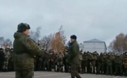 「約束の一時金を支払え！」ロシア軍の訓練センターで動員兵らが抗議