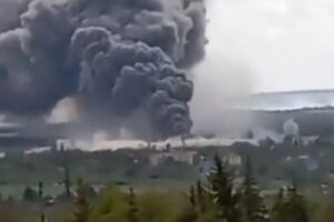 ロシア軍がドネツク州の町、Soledarの制圧を試み、強力な攻撃を仕掛ける