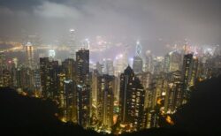香港で2度の肝移植に失敗した医師を逮捕、過失致死罪で起訴