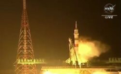 3人の宇宙飛行士を帰還させるため、代わりのソユーズを打ち上げ