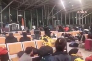 トルコ南部で再び2回の地震、3人が死亡し、200人以上が負傷