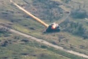 ウクライナの「死の光線」と呼ばれる兵器か、一瞬にしてロシア兵を吹き飛ばす