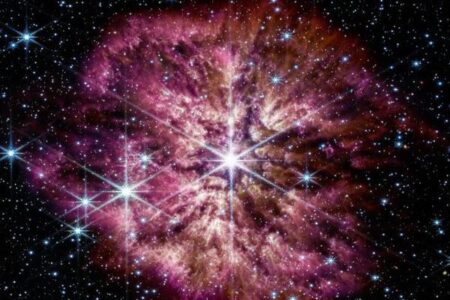 ジェームズ・ウェッブ望遠鏡、滅びゆく星の美しい姿を撮影