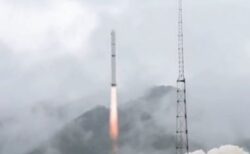 米上空で中国のロケットの残骸が崩壊、地上に落下したか確認中