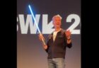 ディズニーが「リアル」ライトセーバーを披露、観客が息を飲む【SXSW】