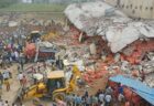 インドで大量のジャガイモに埋まり14人が死亡、保管倉庫が倒壊