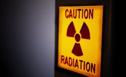 タイで放射性物質を含むシリンダーが行方不明、健康被害の恐れを警告