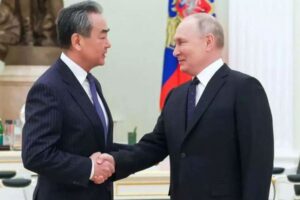 米特使、中国がロシアと連携し、大量の偽情報を広めていると主張
