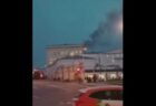 モスクワにあるロシア国防省で火災、黒煙が立ち上る【動画】