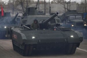 ロシア軍が初めて、ウクライナに最新鋭戦車「T-14」を投入