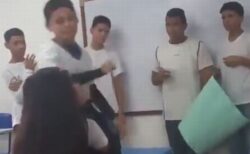 ブラジルの学校で、男子生徒が女子生徒の顔をペンで突き刺す【動画】