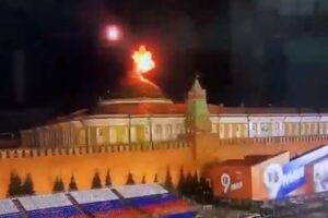 ロシアがクレムリンへのドローン攻撃を非難、ウクライナ側は関与を否定