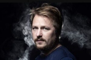 フランスの新聞社で極右編集長が就任、スタッフがストライキを行う