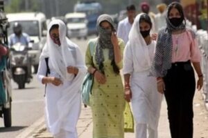 インドで猛烈な熱波、暑さにより約100人が死亡