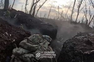 ウクライナ軍がバフムト方面でわずかに前進、ゼレンスキー氏が米大統領と会談