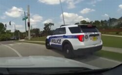 パトカーがスピード違反のパトカーを追跡、警官が逮捕される【動画】