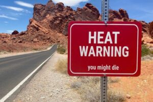 2人の女性ハイカーが死亡、気温45度の中で倒れているのを発見