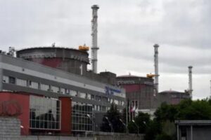 ザポリージャ原発へのテロ攻撃、ウクライナ政府が国民に備えるよう警告