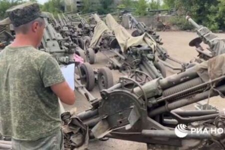 「ワグネル」が大量の武器をロシア軍に引き渡す、豪もウクライナに支援