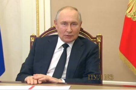 プーチン大統領、ポーランドがウクライナに直接介入を計画していると主張