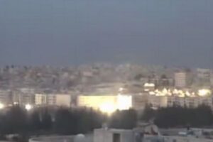 米がウクライナに「クラスター弾」を供与へ、支援策に盛り込む予定