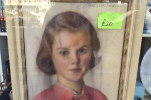 呪われた肖像画、購入した人が次々と返品する【イギリス】